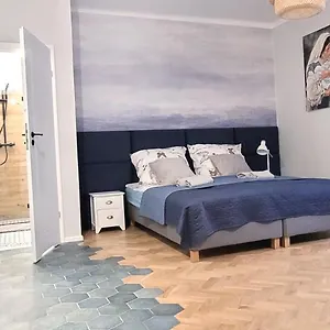 Kana - Stylish In Pomorska - Close, Wifi, Smart Tv Apartment
