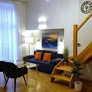 Ariadna - Pantheon Apartment